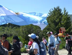 Parroquia San Pedro De Las Condes Fieles De La Patagonia Celebran